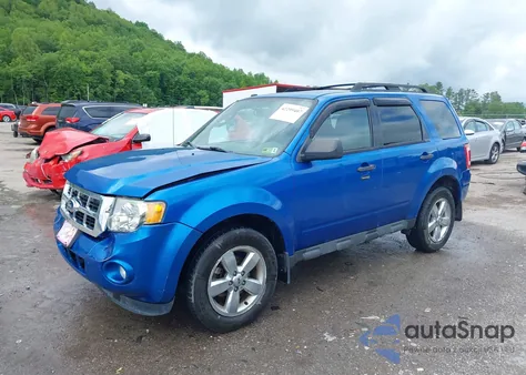 2012 Ford Escape Xlt z USA, uszkodzony, nr VIN 1FMCU9D70CKA34070